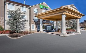 Holiday Inn Express & Suites Alcoa (knoxville Airport)